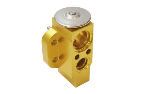 Клапан системы кондиционирования Audi A3, TT/Skoda Octavia II/VW Passat B6, Jetta, Caddy III, Golf V (03-13) ASAM 73098
