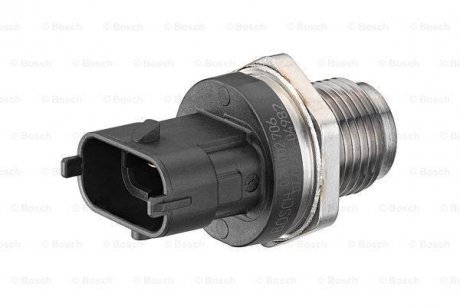 Датчик давления (CR) VOLVO 2,4D BOSCH 0281002952