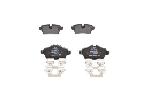 Комплект гальмівних колодок BOSCH 0986494645
