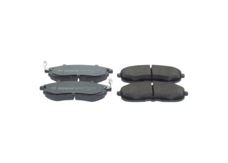 NISSAN Тормозные колодки передн.Tiida 04-,Juke 14-,Maxima QX BOSCH 0986495379