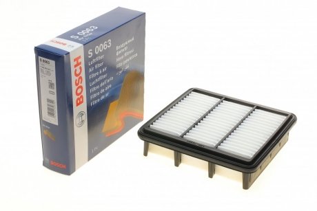 Фильтр воздушный BOSCH F026400063