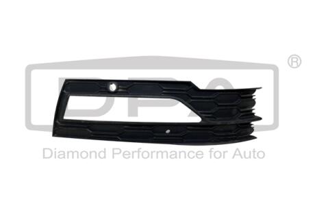 Рамка противотуманной фары правой Skoda Octavia (20-) с отверстием для парктроника Dpa 88071870602