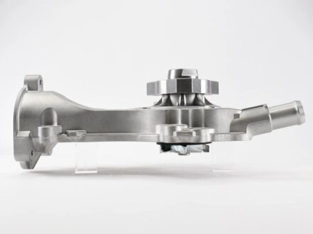 Насос водяной Chevrolet Aveo T300 1.2/1.4/ Cruze 1.4/ Opel Astra H/J 1.4/ Suzuki GMB GWG111A