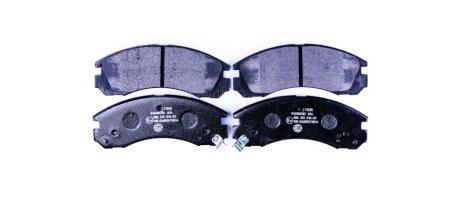 Колодки гальмівні дискові; передня вісь HELLA 8DB355016531
