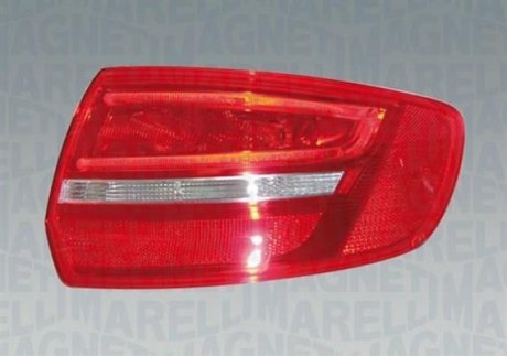 Задний фонарь лев. боковой AUDI A3 08- MAGNETI MARELLI 714021930702