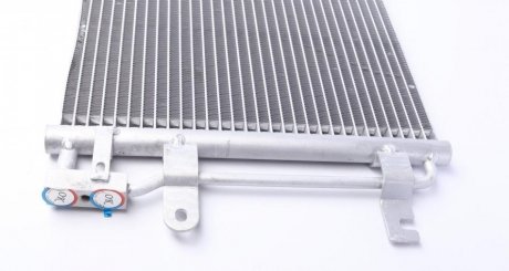 Радіатор кондиціонера MAHLE / KNECHT AC 231 000S