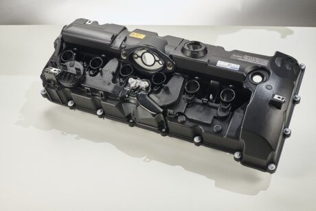 Крышка головки блока цилиндров ДВС MAHLE / KNECHT ZH21