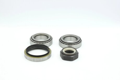 Підшипник маточини перед. Ford Sierra 82-93 NFC EUROPE NFB941