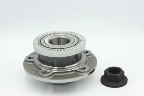 Підшипник маточини перед. Opel Omega/Senator 86-03 NFC EUROPE NFH3301