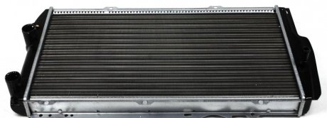 Радиатор охлаждения двигателя AUDI 100 76- (выр-во) NRF 51311 (фото 1)