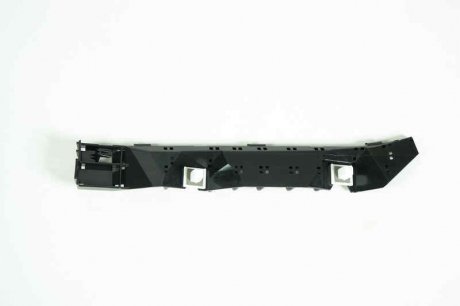 Кронштейн бампера правий SUBARU 57717FG002