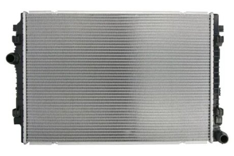 Радіатор двигуна THERMOTEC D7W077TT